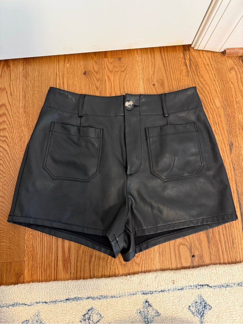 Anthropologie Maeve Colette Pleather Shorts size 30
